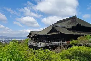 バスもいいけど・・・清水寺から八坂さん