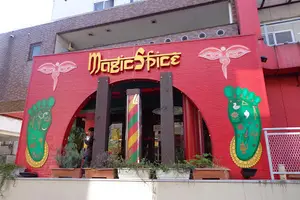下北沢で1日満喫！古着屋巡りと美味しいゴハン
