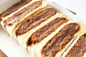 お肉多め？新橋界隈で過ごす休日プラン