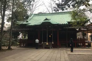 赤坂〜六本木 美味しいランチとパワースポットをお散歩