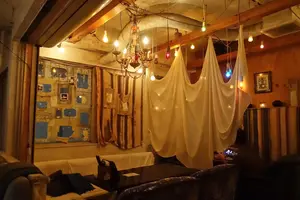 夜にも営業している渋谷のカフェ