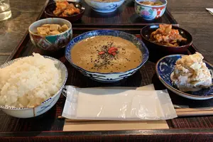 鎌倉ぶらり旅-山と海とご飯-