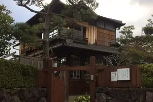 阪神間で文学散歩＆レトロ建築巡り