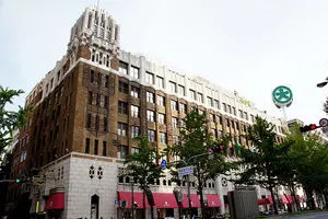 朝ドラファン必見。大丸心斎橋店改装閉店前に建築美を堪能。