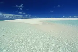 【絶景を見に行こう♡】〜久米島〜 東洋一のビーチは日本にあるのだ！