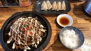 焼きそばのまるしょう 本郷三丁目店