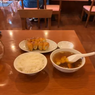 ホワイト餃子 植田餃子店