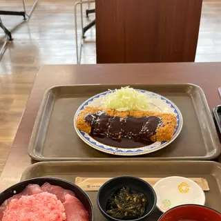大遠会館 まぐろレストラン