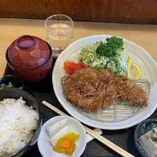 とんかつ こばやし亭