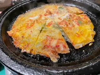 シモン