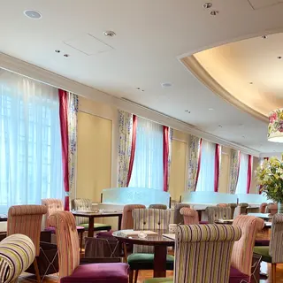 ロイヤルクリスタル・カフェ