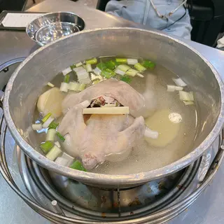  陳玉華ハルメ元祖タッカンマリ/チンオックァハルメ ウォンジョ タッカンマリ/진옥화할매원조닭한마리