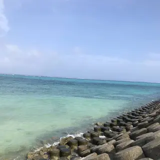 下地島空港RW17エンド横のビーチ