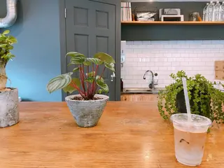 サイドウォーク スタンド （SIDEWALK STAND）