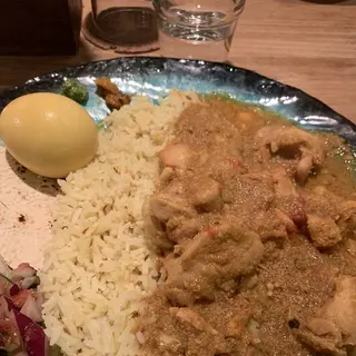 三宿肉スパイスカレー ガネック