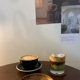 Surreal Coffee サーリアルコーヒー