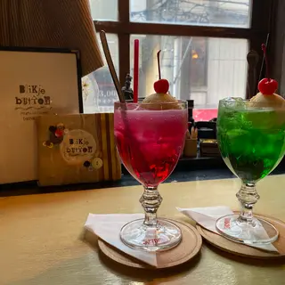 ブリキボタン
