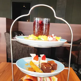 オーロララウンジ