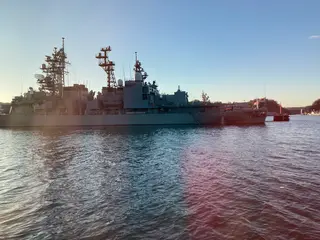 ＹＯＫＯＳＵＫＡ軍港めぐり発券所