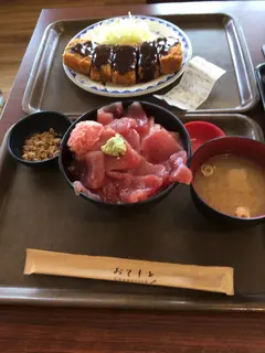大遠会館 まぐろレストラン