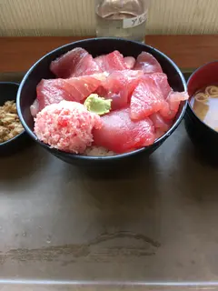 大遠会館 まぐろレストラン