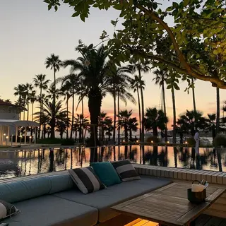 MALIBU HOTEL（マリブホテル）