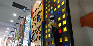 【平和島】雨の日でも行ける！室内アスレチック♪