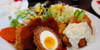 《警固界隈》一人でも行ける、通っても飽きない、ご飯とご飯が進むおかずを食べれる定食屋的なお店