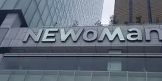 話題のパン屋さんが並ぶ新宿南口が盛り上がってます！