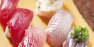 【おとなの遠足】お寿司に温泉！「みさきまぐろきっぷ」で楽しむ日帰り遠足