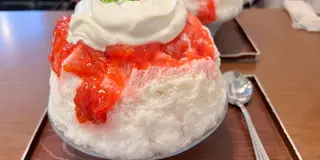 夏ならば食べましょかき氷。