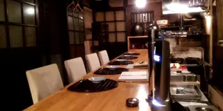 金土の深夜＝週末は六本木で朝まで美味しく愉しむ！