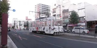 岡山名物デミカツ丼　ホルモン焼うどん　ひるぜん焼きそば