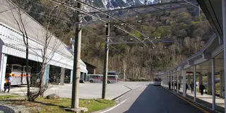 山には登らずアルペンルート通り抜け、トロッコも堪能一泊二日旅