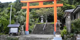 油津の歴史と歩き、小腹が空いたらシュークリーム食べて、最後に焼肉( ｀ー´)ノ