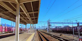 姉妹で行く　電車の旅