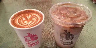 平日の朝に早起きして築地で朝ご飯デートしよう！