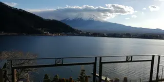【新春】河口湖から雪化粧の富士山を望む！今年も大吉な１泊２日旅