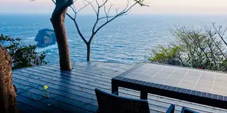 とびっきりの夕陽を見たくなったら、Airbnbで、南伊豆の絶景へ。