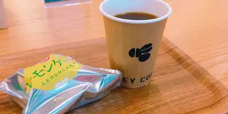 テレワーカーのための電源カフェ