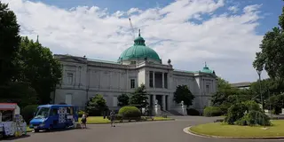 東京で落語を聞く。あと美術館