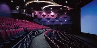 夜映画を観るならやっぱり六本木ではないでしょうか