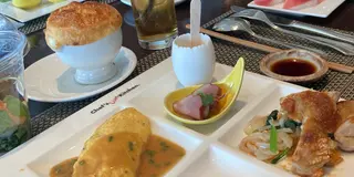 竹芝でランチして、船に乗ってスカイツリーを目指す