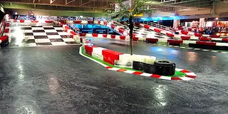 千葉のハーバーサーキットでキュンキュンかっ飛ばす