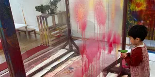 上野で博物館へ行った後に絵の具・スプレーでぐちゃぐちゃ遊び🎨子供の感性を高めよう