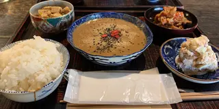 鎌倉ぶらり旅-山と海とご飯-
