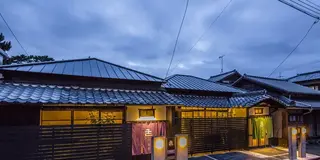 静岡のノスタルジックな路地、美しい港町「用宗」を楽しむ鉄板モデルコース