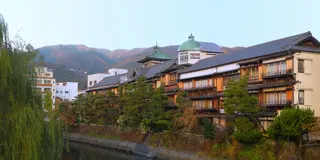 温泉も街ブラも満足！伊東温泉で湯ったり散歩