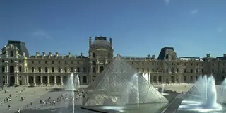 ルーブルで 美を満喫しよう