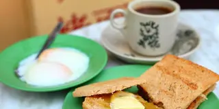 おいしいシンガポールを満喫！朝から晩まで食べまくり1Dayツアー♪